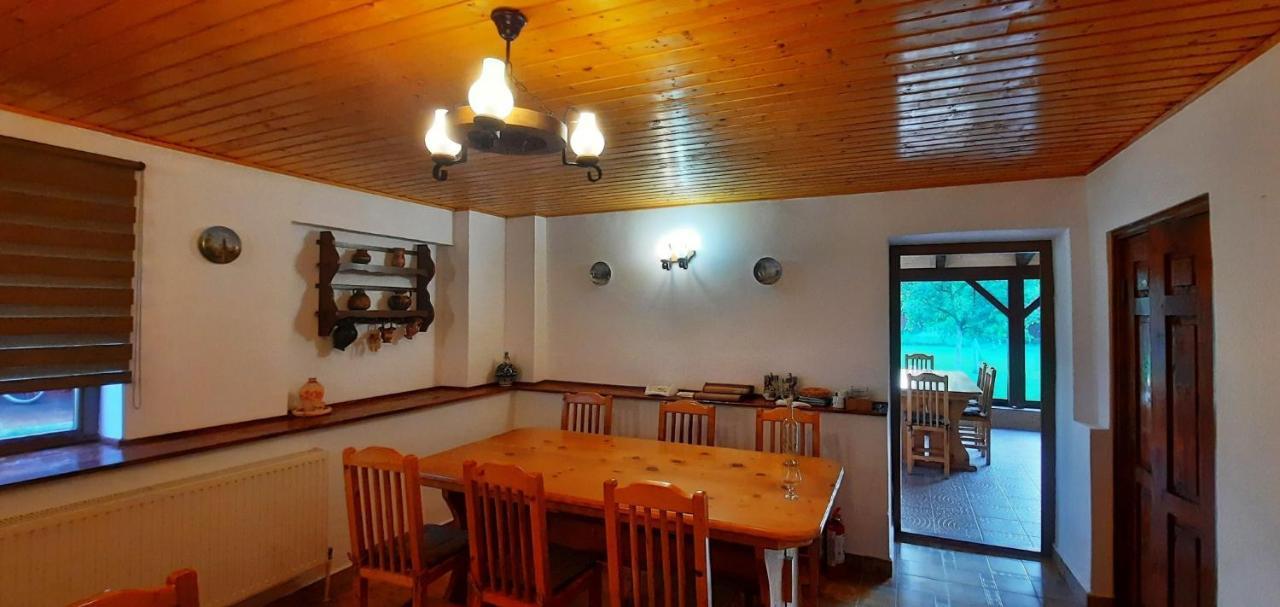 Casa Cânda Salasu de Sus Exterior foto
